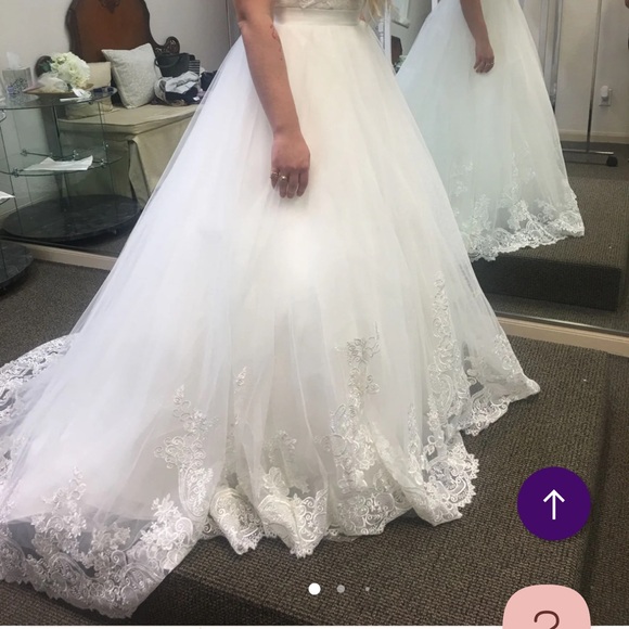 ALLURE WEDDING DRESS NWT - Picture 4 of 10